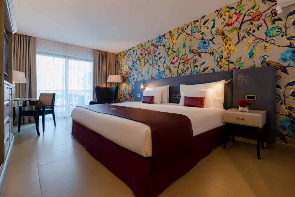 Superior Double or Twin Room with City View