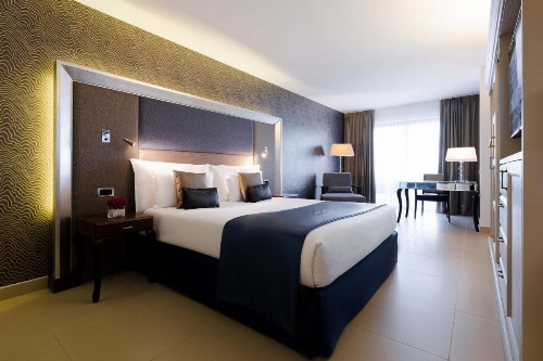 The Palace Hotel image 25