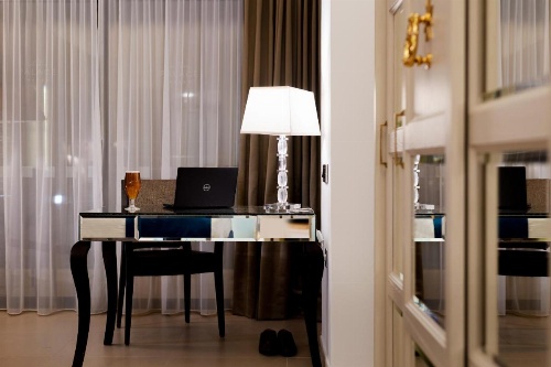 The Palace Hotel image 30